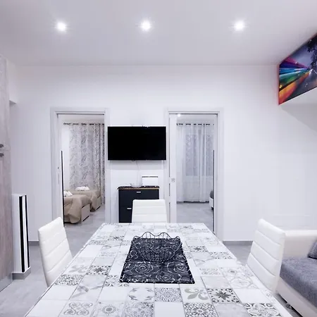 Apartment Kemonia Charme House *